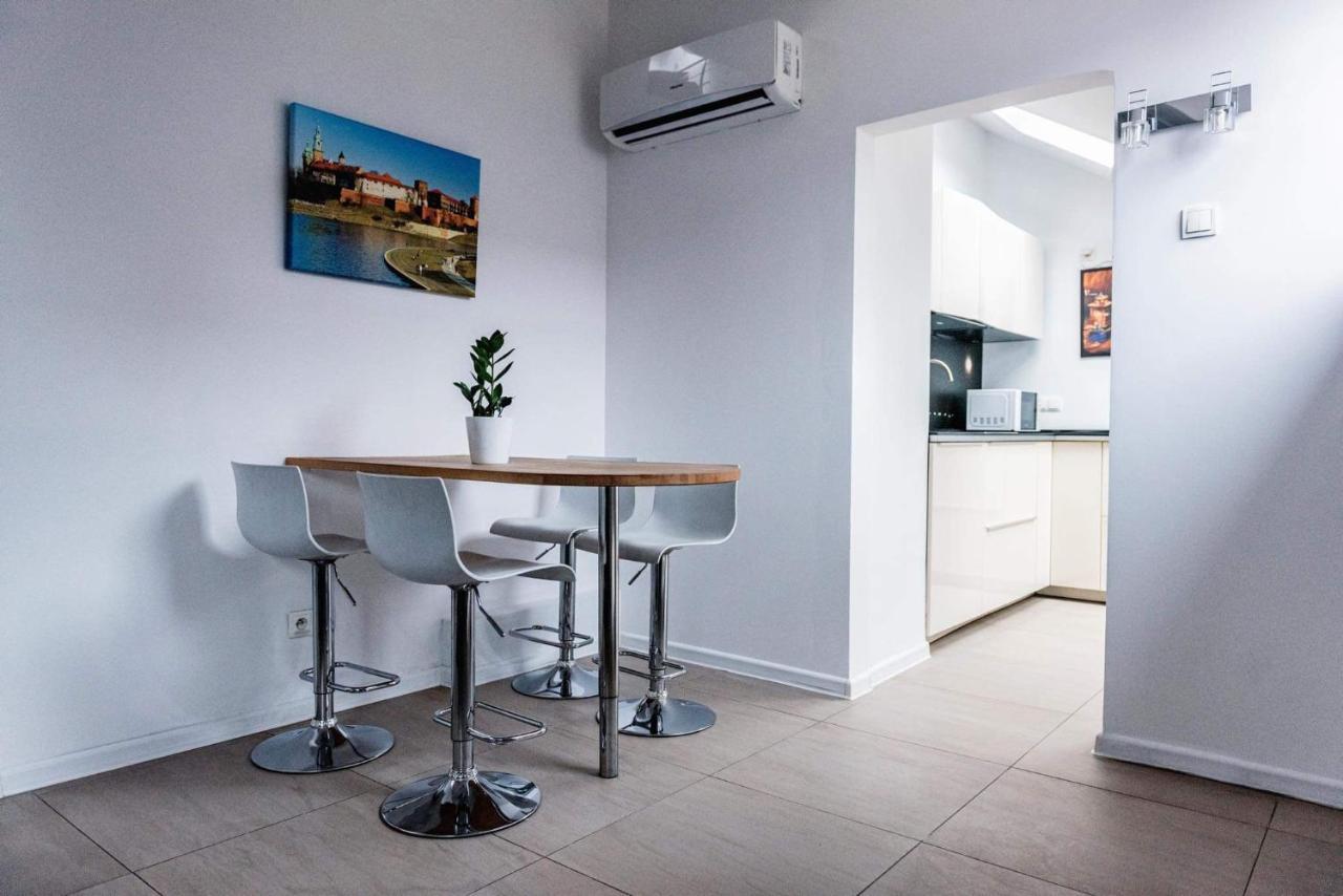 Mk Apartment 60M2 Friends&Family Cracóvia Exterior foto